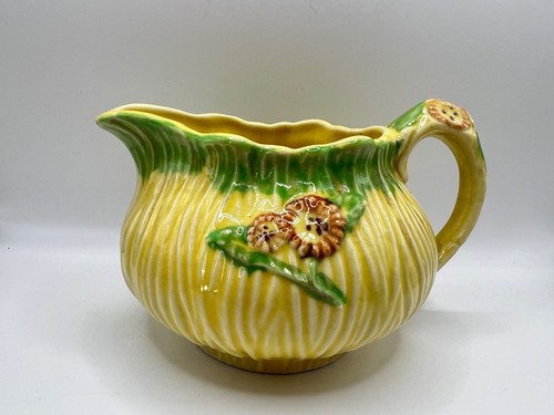 Vintage Japan Sunflower Creamer – Cottagecore Kitchen Décor MCM Pottery - Picture 2 of 8