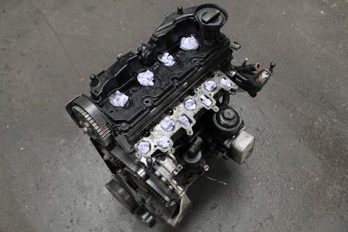 VW Golf 5K Mk6 1.6 TDi Engine Type Code CAYC 03L100090Q - Picture 8 of 13