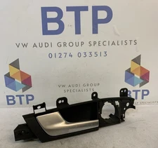 AUDI A3 8P PASSENGER SIDE DOOR HANDLE 8P4839019D BOX8