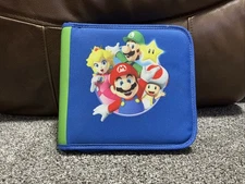 2013 Nintendo DS & Game Carrying Case Super Mario Themed