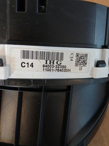 Hyundai I40 Speedometer Instrument Cluster 2014 Petrol Manual 940033Z050 - Picture 5 of 6