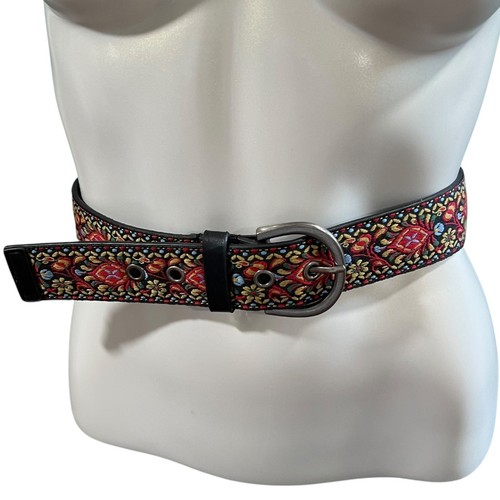 Vintage Gürtel mit Blumenstickerei schwarz Leder Boho Style Accessoire