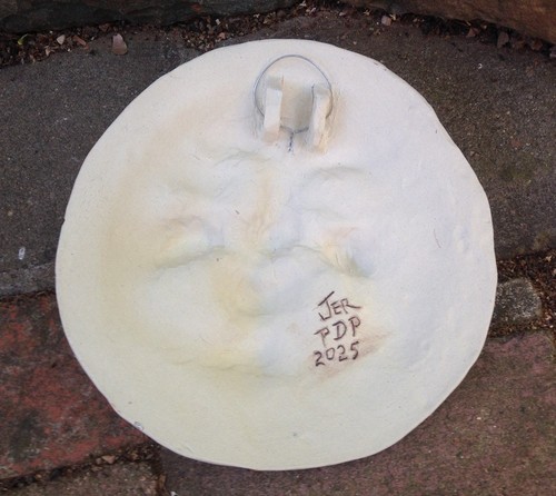 Man In The Moon Wall Hanging - Handmade Studio Pottery - Picture 4 of 4