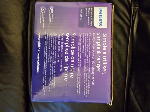Philips Handheld Steamer 1000Series, 35 sec. Heat-up Time, Lightweight & Compact - Picture 4 of 4