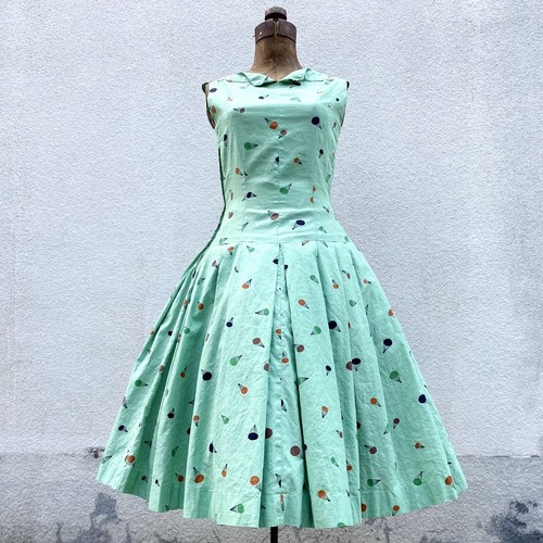 Vintage 1940s 1950s Fit and Flair Balloon Novelty Print Green Cotton Dress S/M