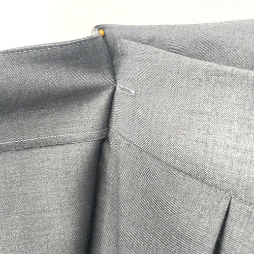 FOREVER 21+ Gray Pleated Wrap Skirt Size 1X School Uniform Preppy NWT 90s Theme - Picture 5 of 8