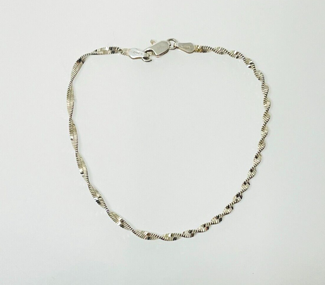 Gorgeous Sparkling Solid Twisted Chain Bracelet 1… - image 1