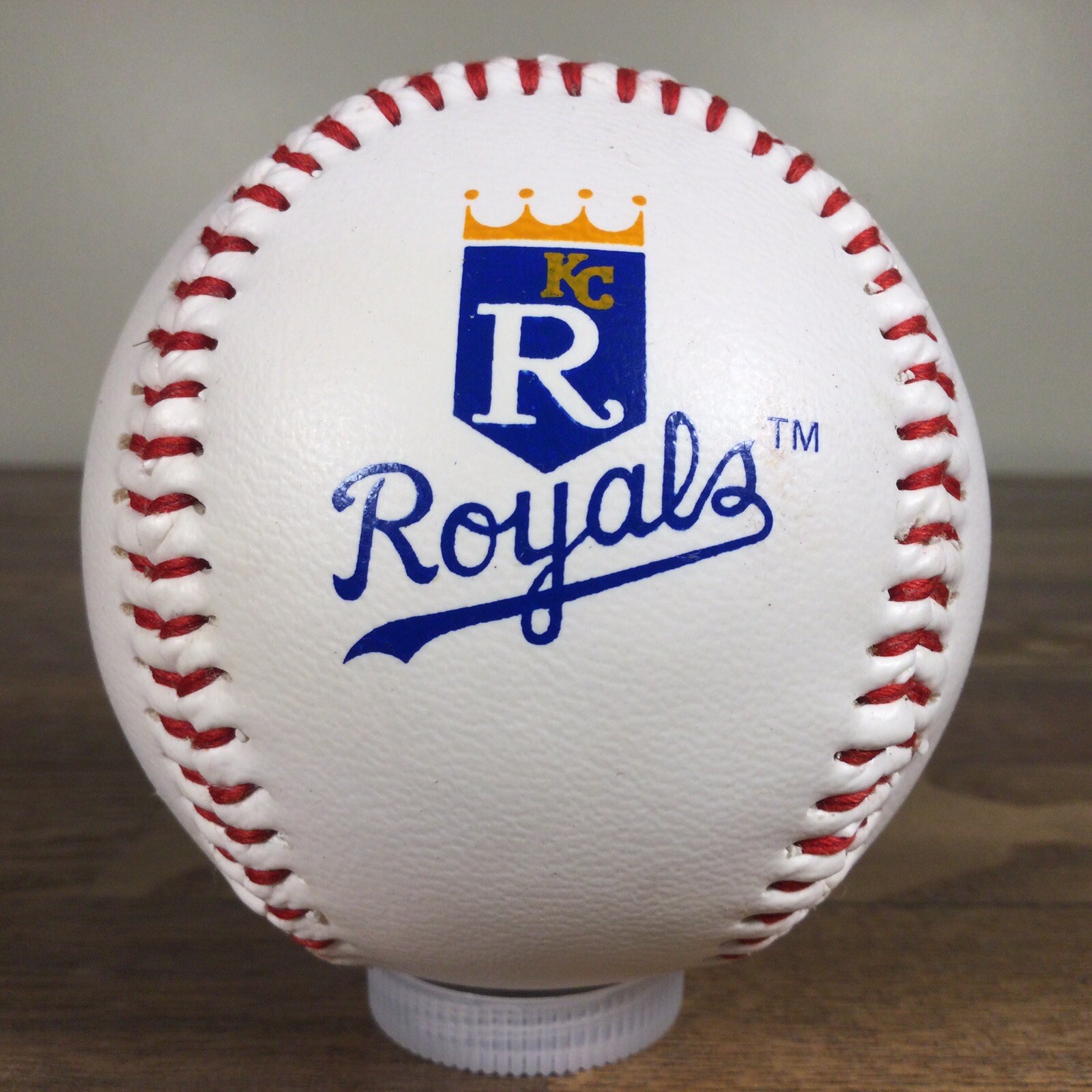 Kansas City Royals 1988 Vintage Souvenir Team Logo Baseball Sports