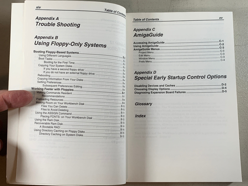 Vintage Book Manual ONLY Commodore Amiga OS Workbench Users Guide - Afbeelding 9 van 10