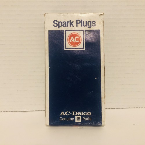 AC Delco Conventional Spark Plug R44LTSM Box Of Seven (7) New In Boxes - Picture 16 of 24