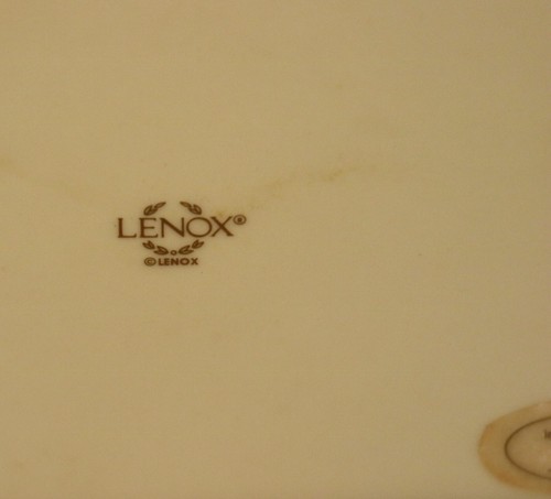 Lenox Confezione Regalo Nastro Gioiellato e Fiocco Music Box Trinket Box - Foto 7 di 9