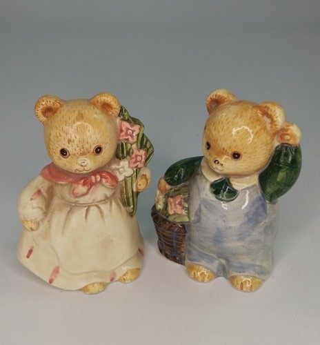 Takahashi San Francisco Bear Figurines Vintage  Ceramic Flower Basket Label 2 - Picture 1 of 5