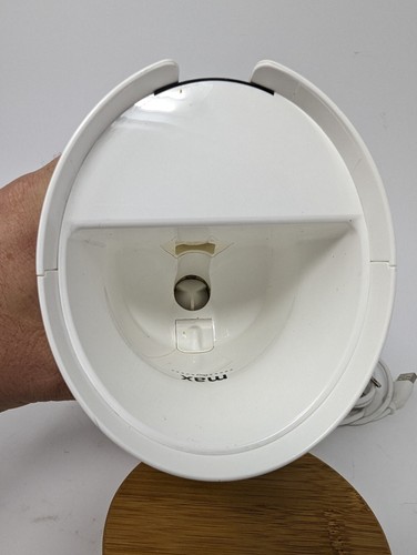 Furbo 2 Way Audio HD Video Tosses Treat Dispensing Pet Camera - 第 6/8 張圖片