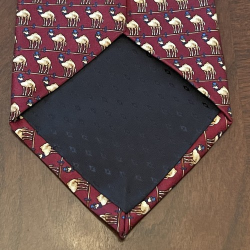 Museum Artifacts Burgundy Hand Made Silk Men’s Neck Tie Camel With A Hat Print - Picture 2 of 9
