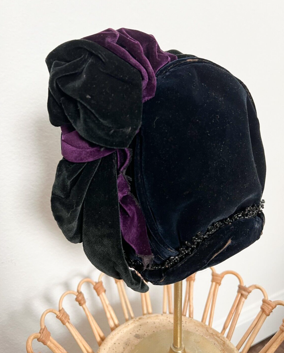 Antique 1800s Victorian Black Purple Velvet Bonnet Hat w  display picture 3