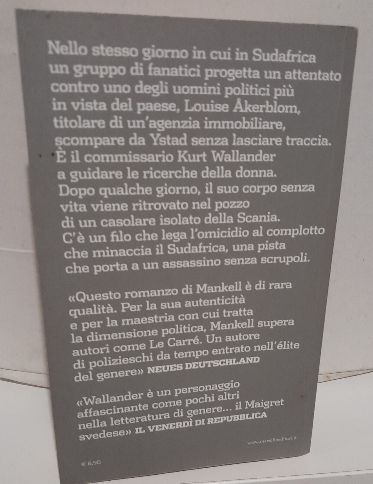 Foto 9 di 17