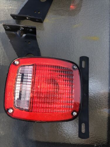 FORD LH/RH TAIL LIGHTS SET 6C34-13404-AA / 6C34-13405-AA Bb4 - Picture 2 of 6