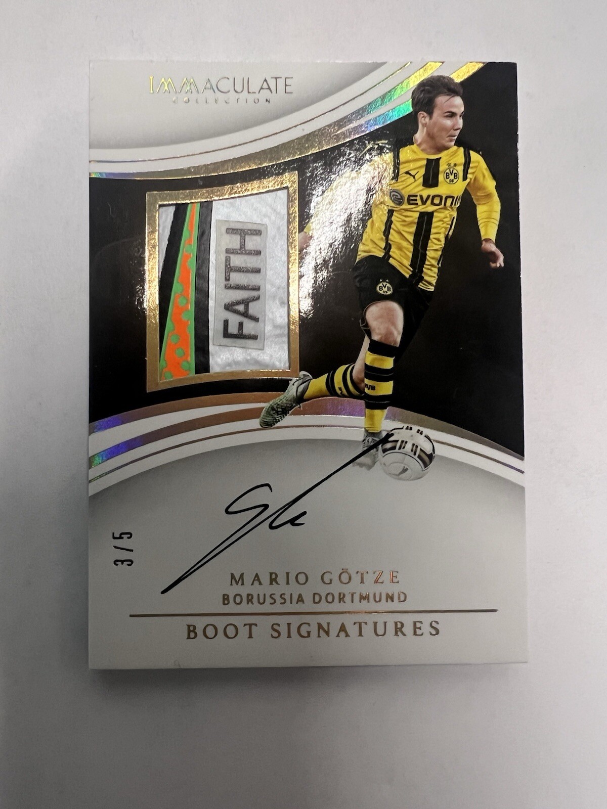 2017 Immaculate Soccer Mario Gotze Patch Auto Boot Signatures 3/5