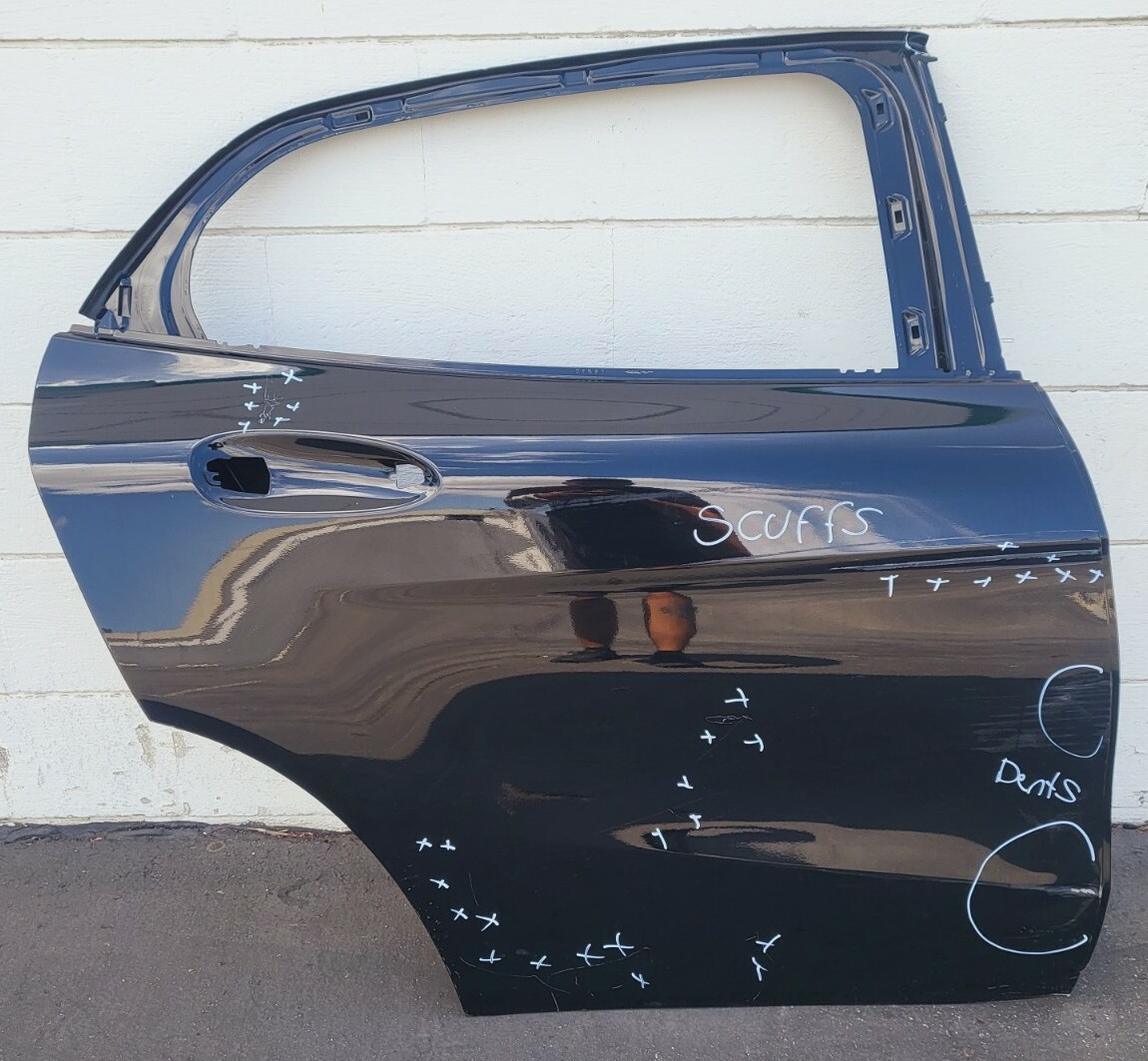 Full Hood & Fender + Mirror Kit | MERCEDES-BENZ GLA SUV 250 BASE 2018 Full Hood & Fender + Mirror Kit | MERCEDES-BENZ GLA SUV 250 BASE 2018
