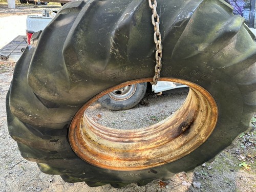 VINTAGE  COCKSHUTT  50 D  TRACTOR- 1   REAR WHEEL & 15 x 34 FIRESTONE TIRE - Picture 1 of 6
