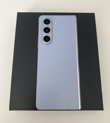 Samsung Galaxy Z Fold5 Icy Blue 1TB 12GB Dual SIM Faltbar Dreifach-Kamera
