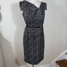 Adrianna Papell Dress Women’s 8 Black With Belt Sleeveless Sheath Pencil