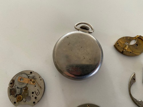 Vintage Westclox Scotty Pocket Watch White Dial Shock Resistant Parts/Repair - Picture 8 of 8