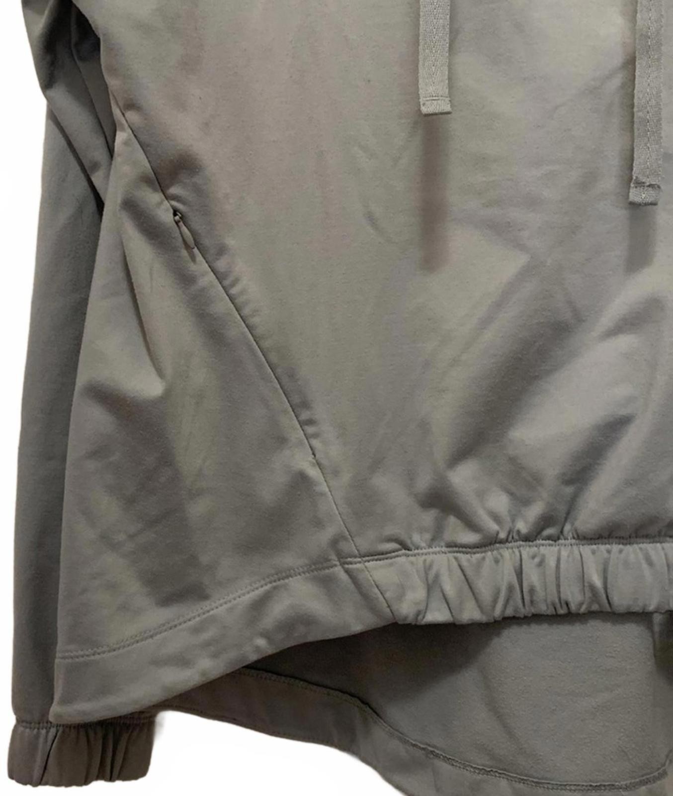 Fabletics size medium gray pullover - image 3