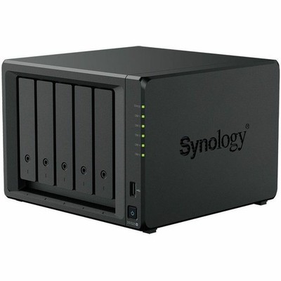 Synology DS1525+ 5-Bay SAN/NAS Storage System Ryzen V1500B 2.2GHz 8GB RAM 2.5GbE