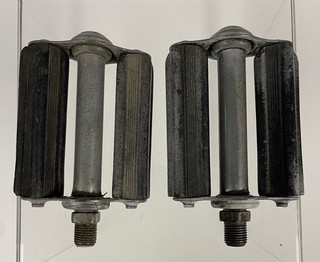1950s 1960’s Cecor Schwinn Approved Cruiser Bicycle Pedals – 3.25”