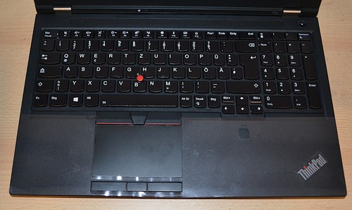 Lenovo ThinkPad P52 Workstation 15,6" Intel i7-8850H  512GB SSD  32GB RAM NVIDIA - Bild 3 von 7