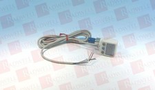 SMC ZSE80F-B2L-T / ZSE80FB2LT (NEW NO BOX)