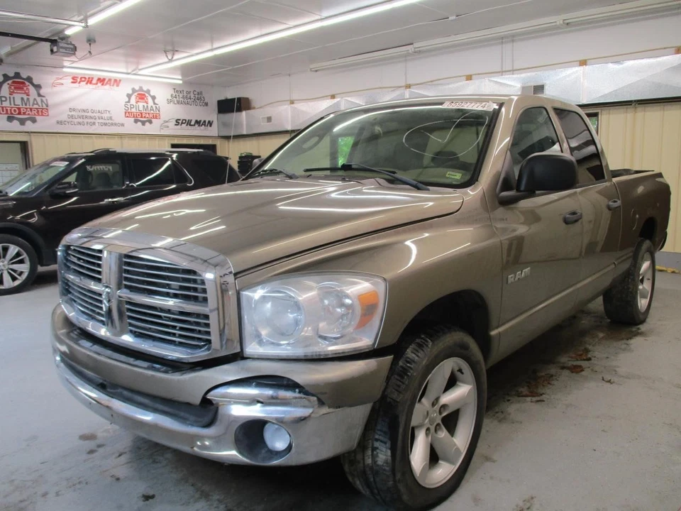 Maçaneta externa traseira usada serve para: 2008 Dodge 1500 PICKUP porta traseira grau traseiro - Imagem 2 de 4