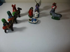 Vintage 9 Piece Hand Painted Nativity Set Red Clay Folk Art Christmas Nicaragua