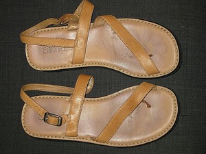 simple brand sandals