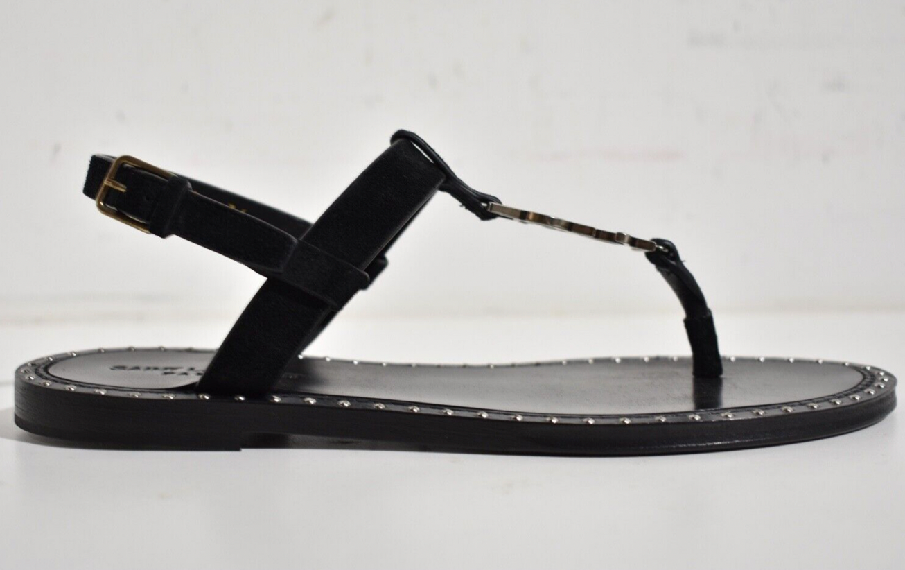 Sandalo piatto perizoma borchie logo Saint Laurent YSL Iota 05 camoscio nero 36