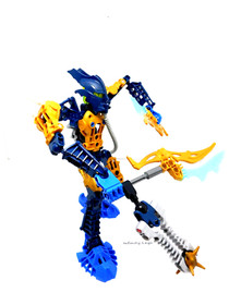 LEGO 2009 Bionicle Glatorian Tarix Set 8981 Figure Over 50 Pieces 100% complete