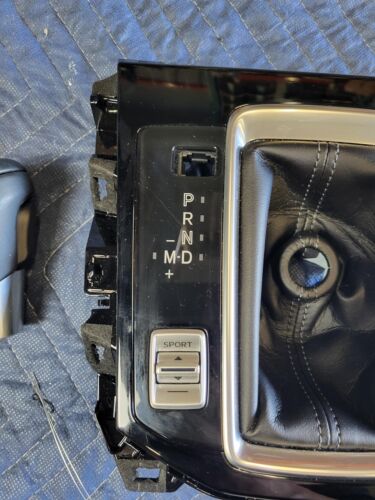 MAZDA CX-5 2022 Console Shifter Indicator Trim Bezel & Knob USED OEM KB8C64341 - Picture 2 of 8