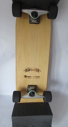 Pokemon Center x Bear Walker Toxtricity Skateboard Skate Deck Limited Ed New - 第 2/4 張圖片