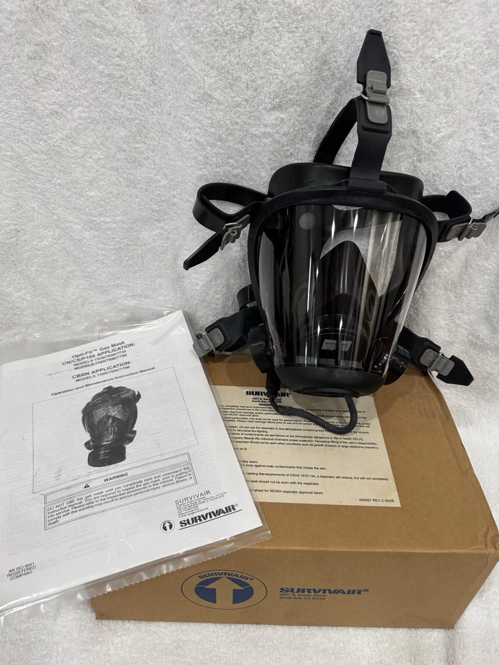 Survivair Opti-Fit 40mm NATO CBRN 7690 Adjustable Gas Mask with Canister - Image 2 of 4