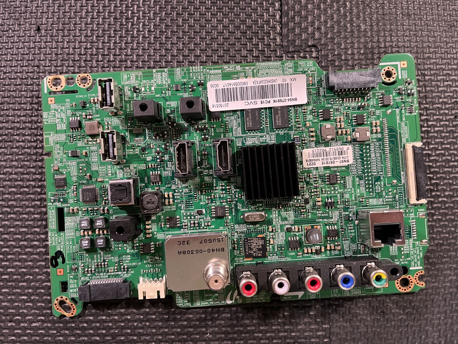 Picture 1 of 3