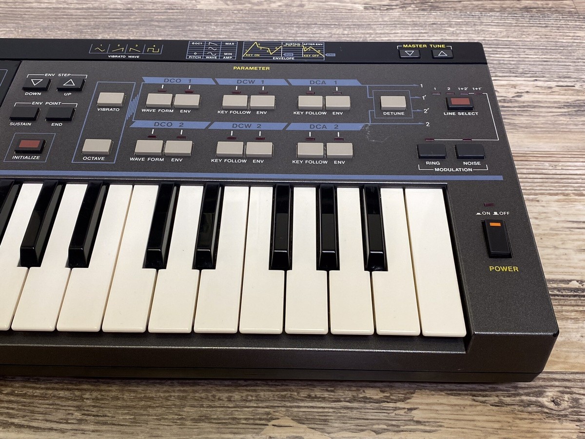 Casio CZ-101 Music Keyboard Classic Iconic Syntehsizer Casio CZ-101 Music Keyboard Classic Iconic Syntehsizer