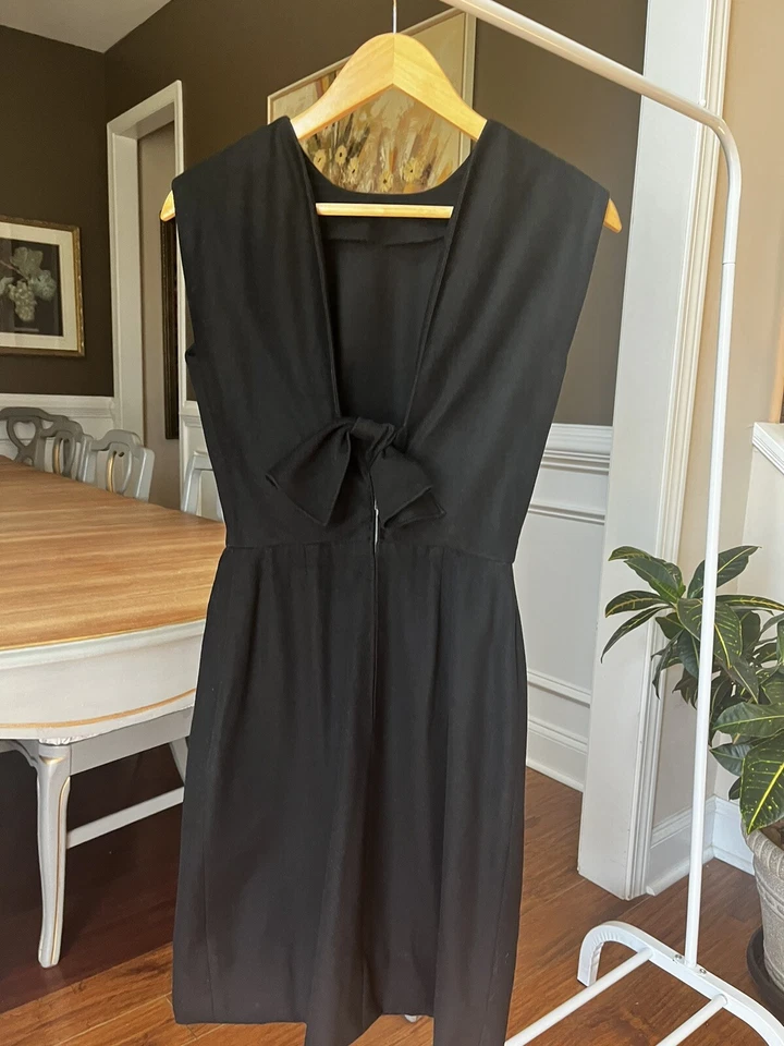 Vestido de cóctel de lana negro muy raro Pauline Trigere años 50 Frost Bros XXS. LBD Foto 3 de 4