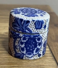 Vtg Takahashi Japan Trinket Box Cobalt Blue White Floral San Fransisco Line