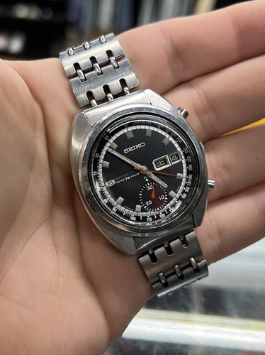 1970 Seiko (Ref. 6139-6011) 'Bruce Lee Chronograph Sports Water 70 Proof Watch - Picture 2 of 12