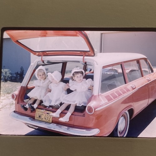 Vintage (18) 60er Jahre Familie Reise Zuhause Sommer Auto Farbe 35mm Transparenz Dias #1 - Bild 1 von 8