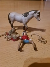 Schleich Pferd, Set Mit Reiterin, Sattel und Trense