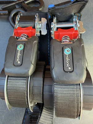 2 Stück 5m einziehbare Ratschen Spanngurte mit Haken 25mm breit, gepolsterter Griff
