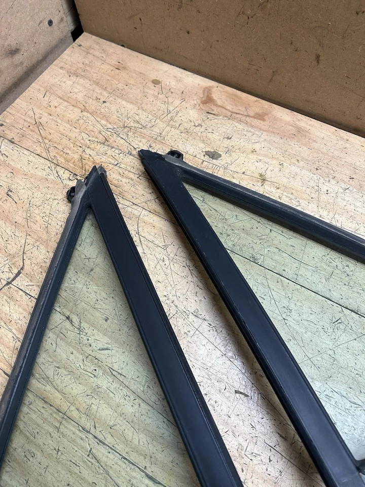 Jeep Cherokee XJ Comanche MJ 84-96 OEM ventanas de ventilación fija (par) izquierda y derecha Foto 3 de 4