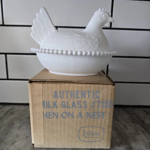 Vintage Indiana Milk Glass Hen on Nest Covered Candy Bowl Dish 7" Original Box